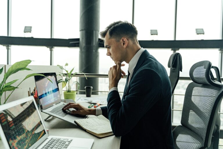 Best Online Business Opportunities in 2026 to Make Money Fast