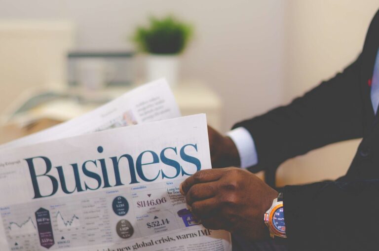 How to Build a Profitable Business from Scratch: Step-by-Step Guide