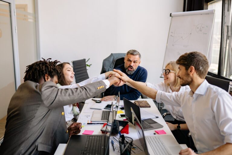How to Start a Successful Online Business in 2026: A Complete Beginner's Guide
