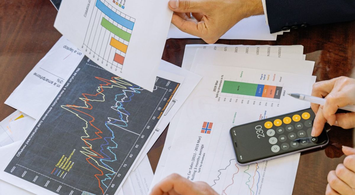 How to Start a Successful Business: A Complete Beginner's Guide