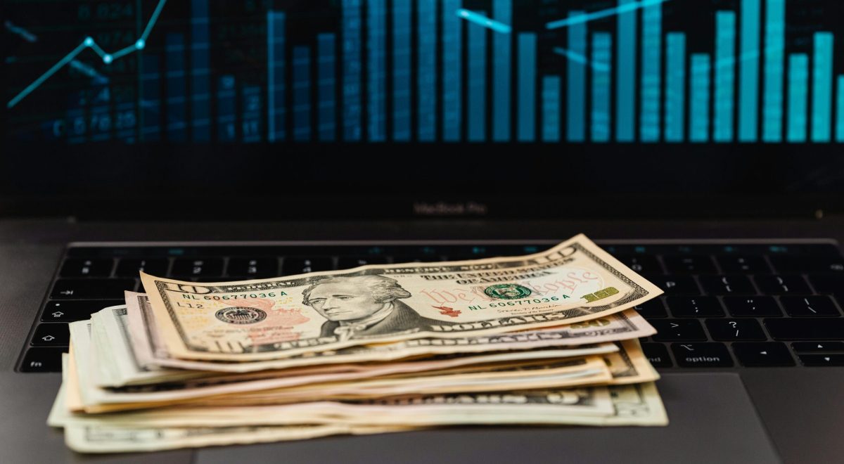 How to Use AI to Make Money Online: Proven Strategies for 2026
