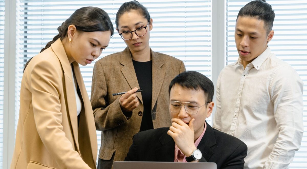 How to Build a Profitable Business from Scratch: Beginner’s Guide.