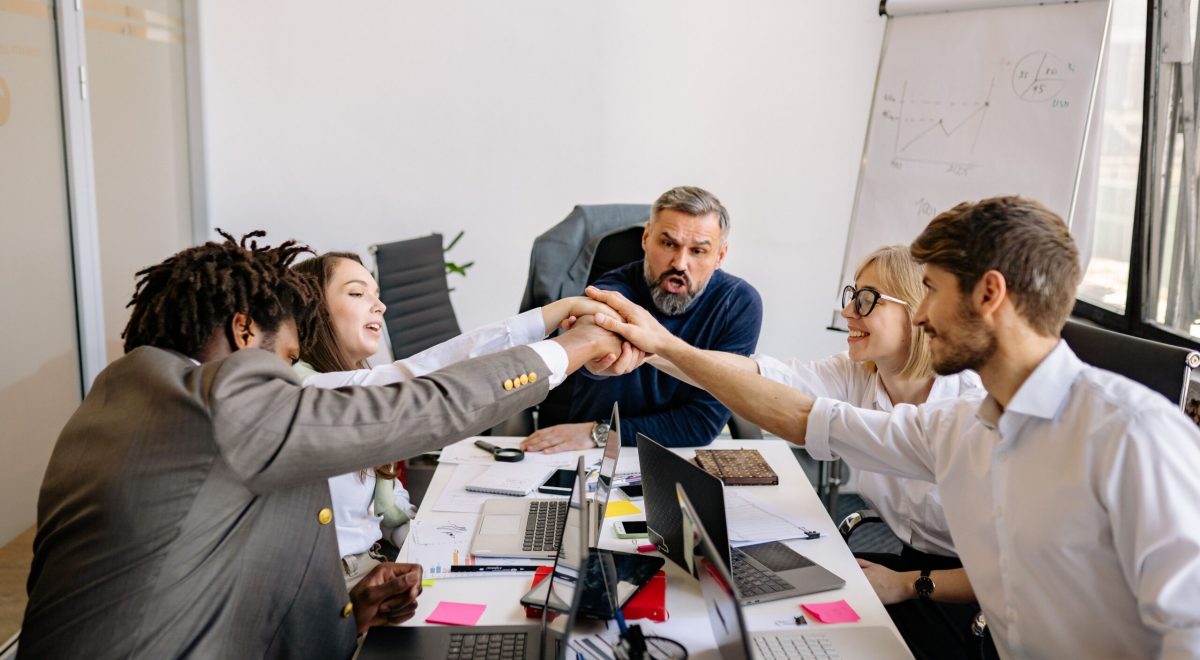 How to Start a Successful Online Business in 2026: A Complete Beginner's Guide